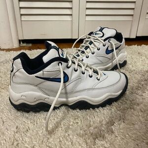 Y2K Nike air shoes vintage